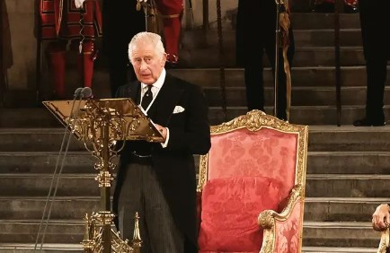 Las manías extravagantes que tiene el rey Carlos III